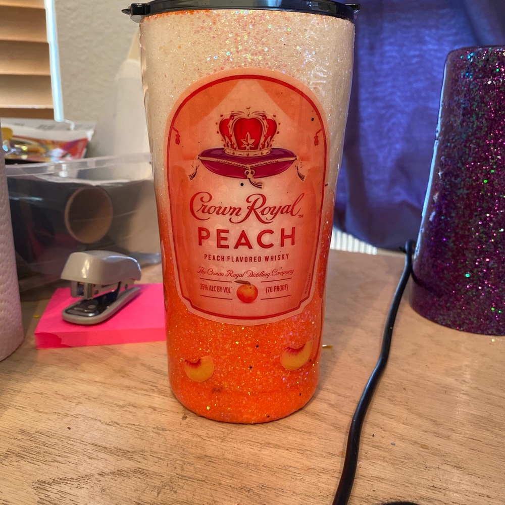 Custom crown peach 20oz tumbler